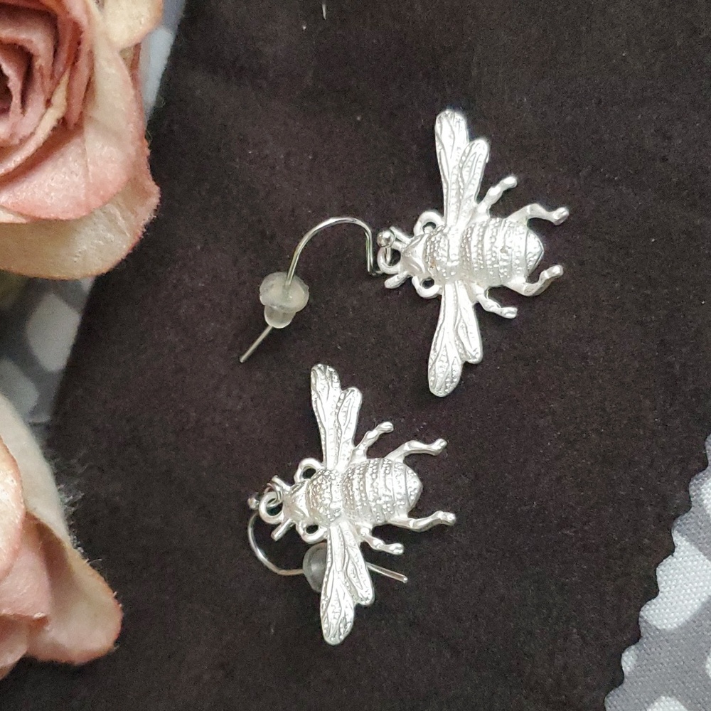 90s Silvertone Bee Drop Earrings New